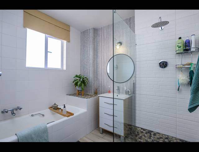 3 BEDROOM APARTMENT FOR SALE IN MORNINGSIDE